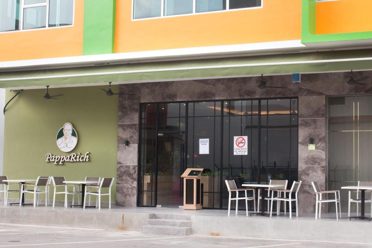 Spring Season Hotel Muar Ngoại thất bức ảnh