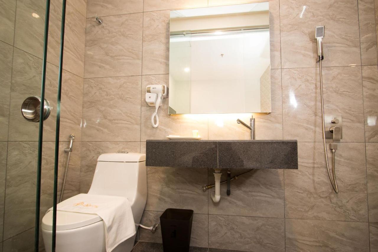 Spring Season Hotel Muar Ngoại thất bức ảnh