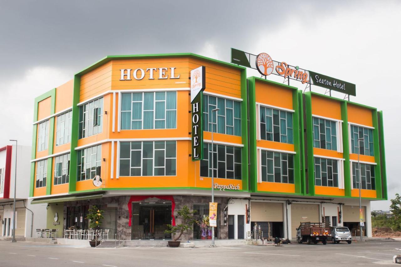 Spring Season Hotel Muar Ngoại thất bức ảnh