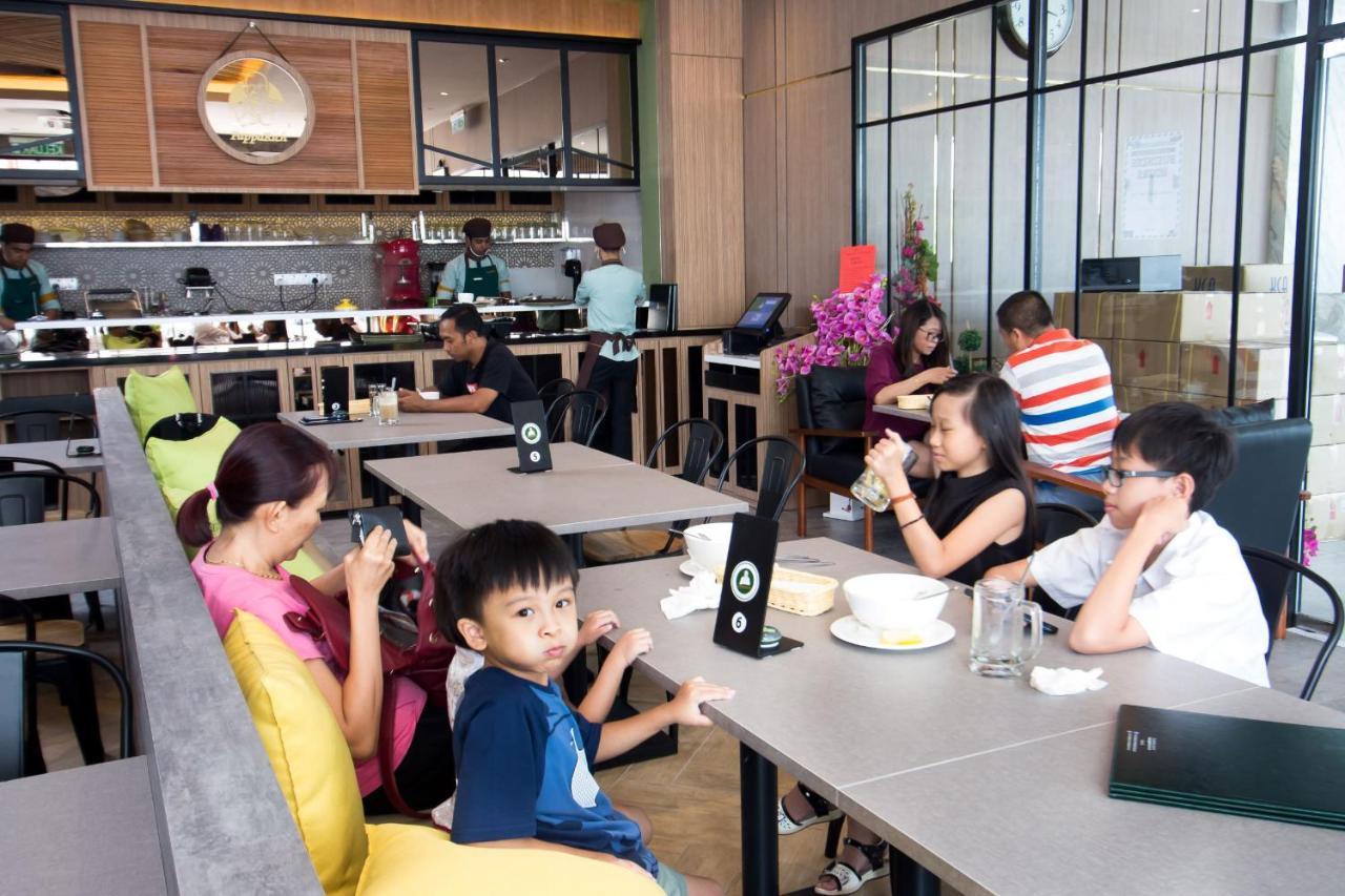 Spring Season Hotel Muar Ngoại thất bức ảnh