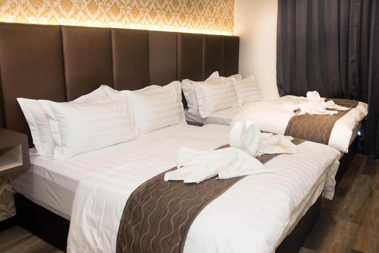 Spring Season Hotel Muar Ngoại thất bức ảnh